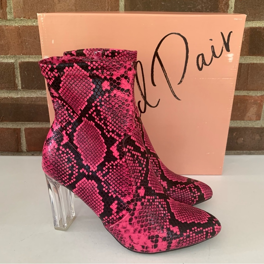 Wild Pair Womens Baylee Pink Snake Print Ankle Booties Shoes US 7.5 M NEW
